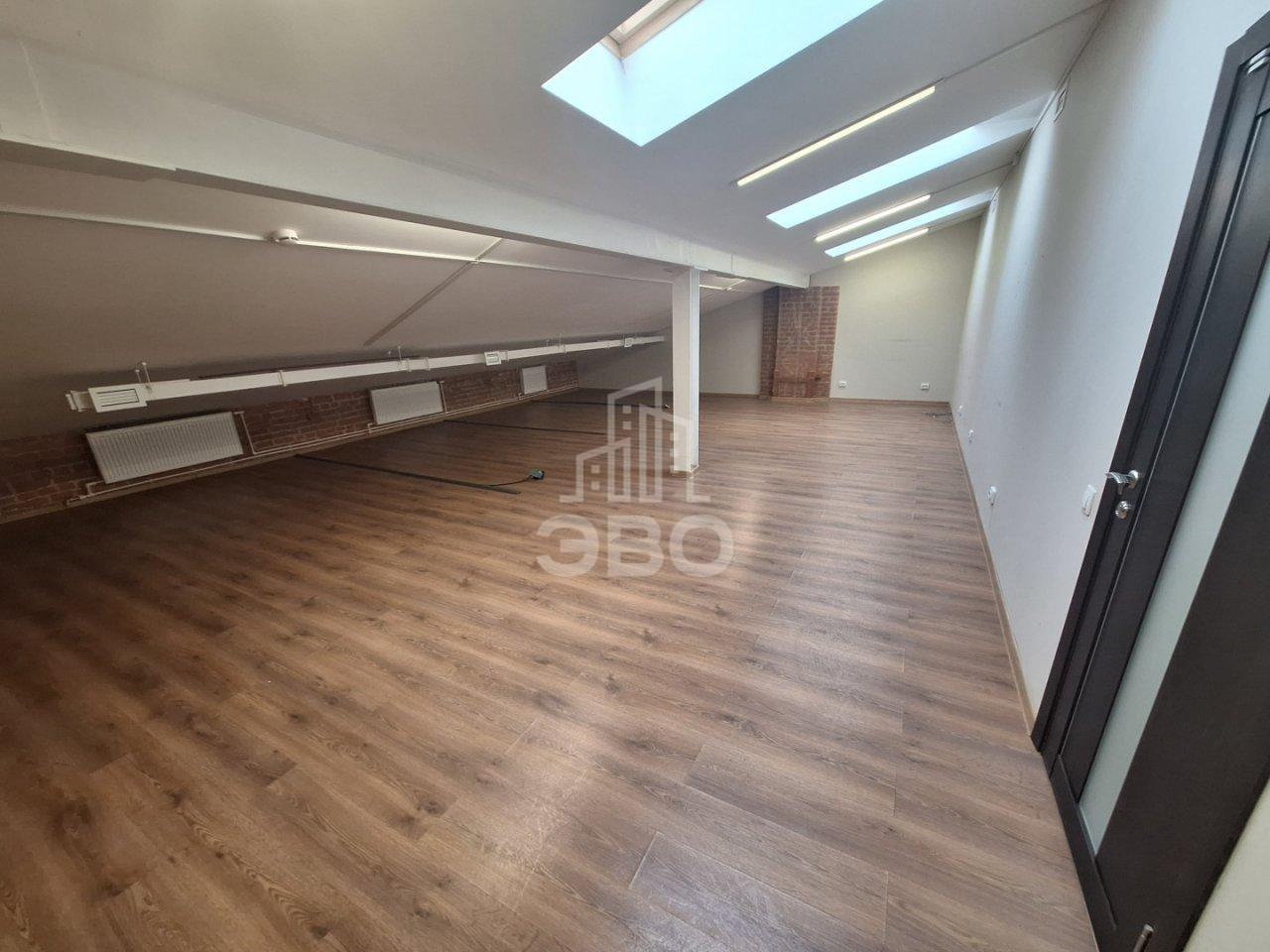 коммерция в Санкт-Петербурге по адресу: Лиговский проспект, 50, литера Д