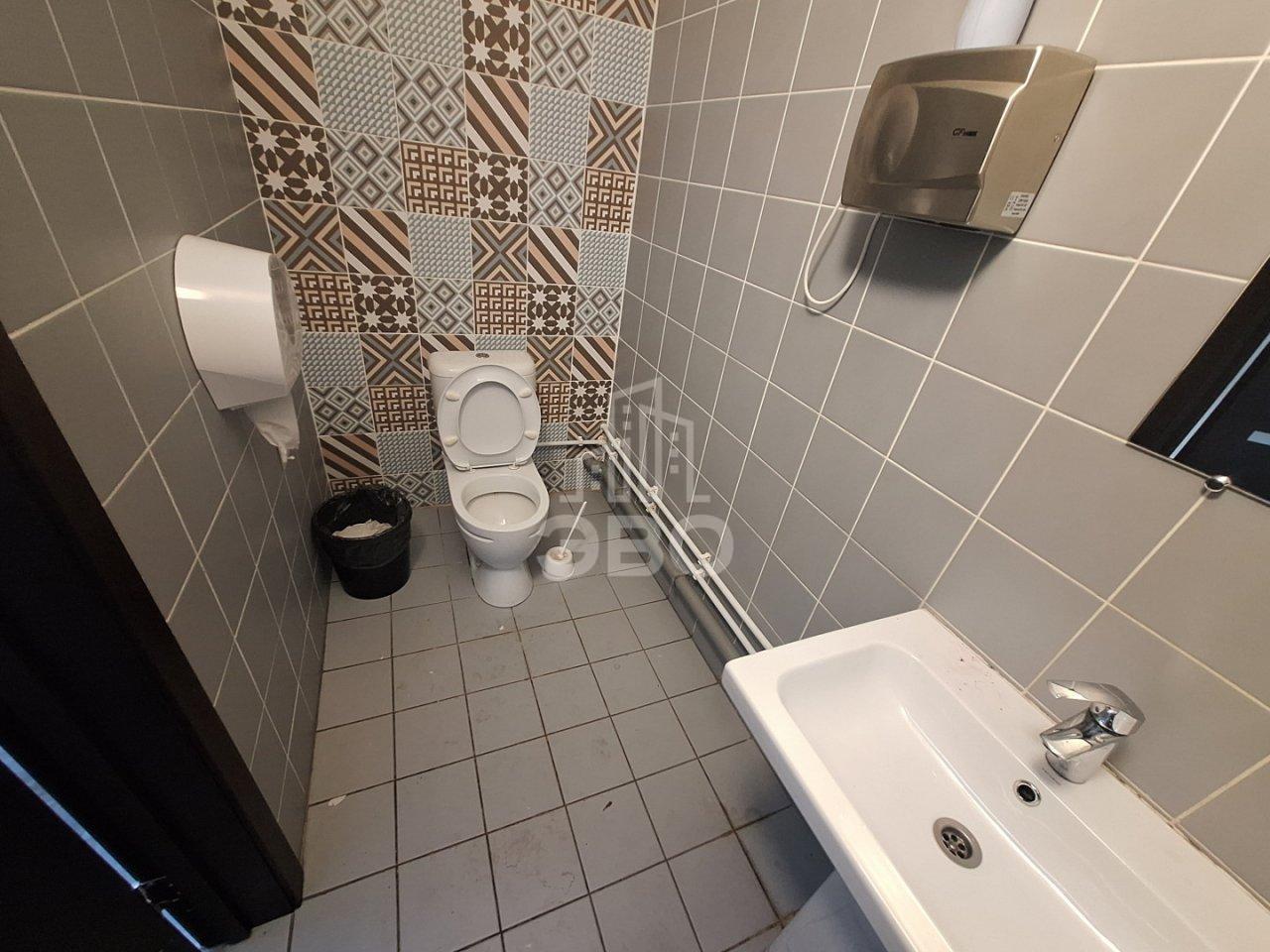 коммерция в Санкт-Петербурге по адресу: Лиговский проспект, 50, литера Д