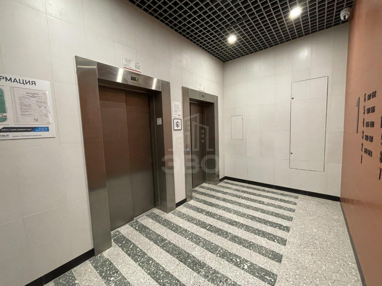 двухкомнатная квартира в Санкт-Петербурге по адресу: Измайловский б-р., 11, строение 1