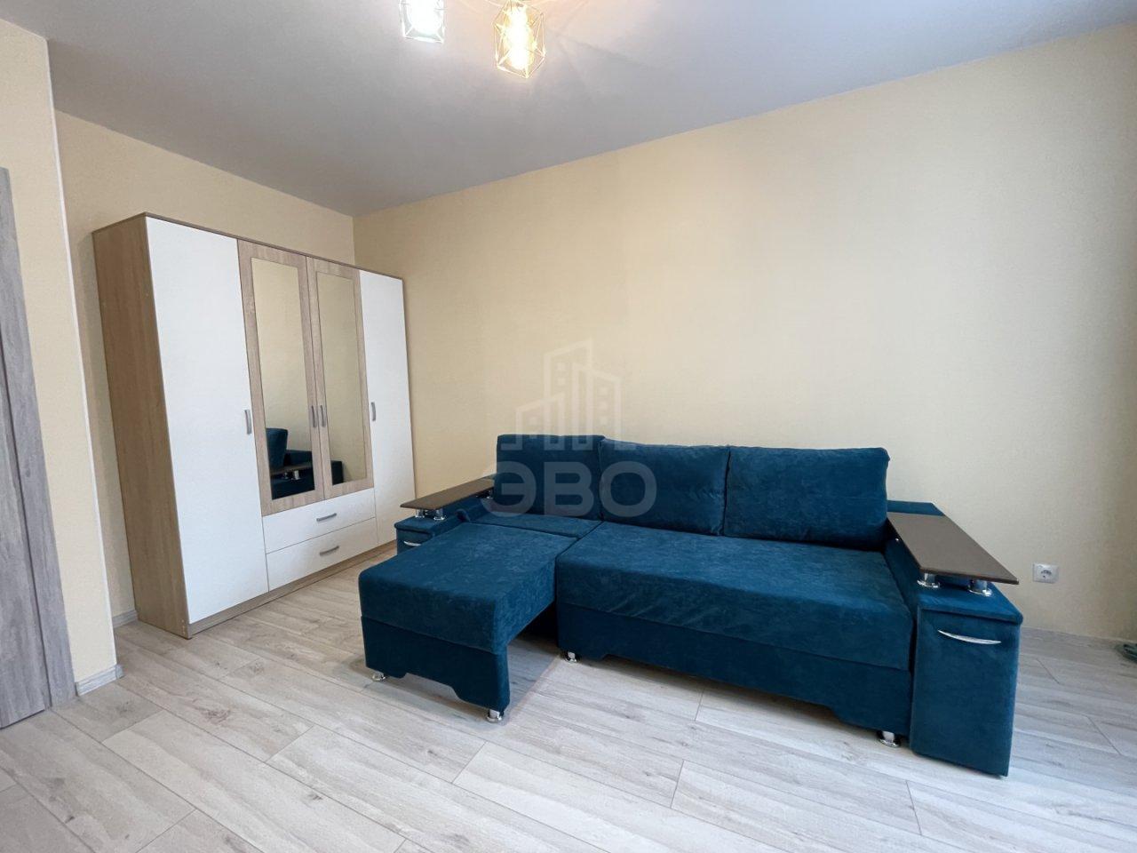 двухкомнатная квартира в Санкт-Петербурге по адресу: Измайловский б-р., 11, строение 1