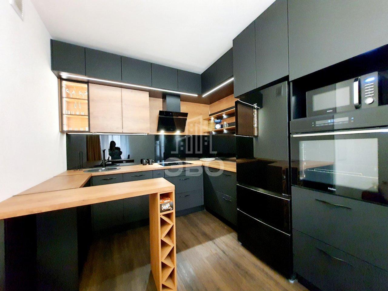 двухкомнатная квартира в Санкт-Петербурге по адресу: Тосина ул., 6, строение 1