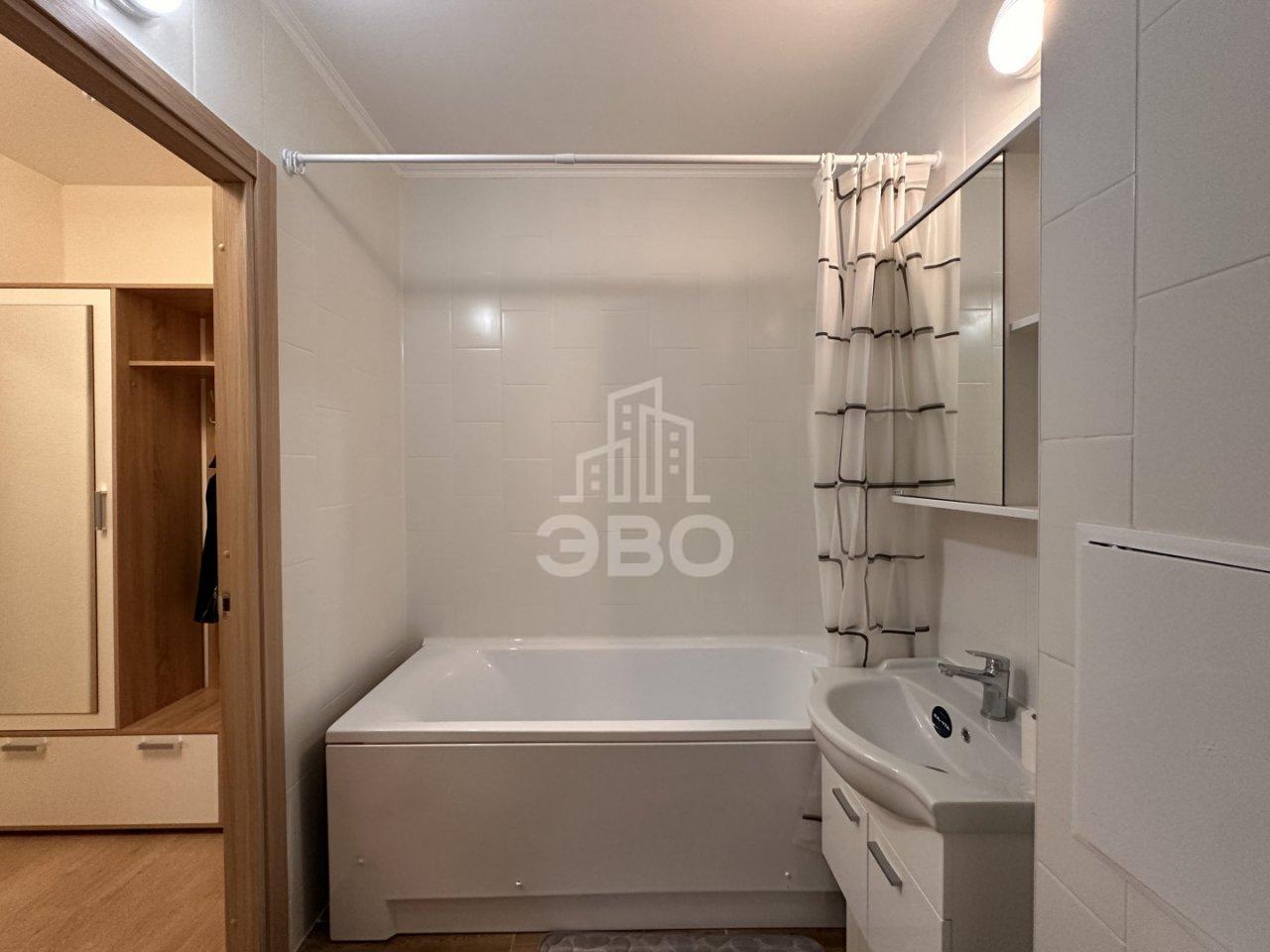 однокомнатная квартира в Санкт-Петербурге по адресу: Крыленко ул., 6, к 2