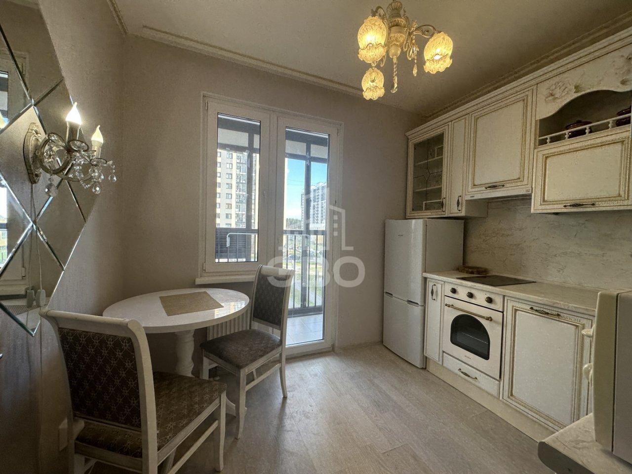 однокомнатная квартира в Санкт-Петербурге по адресу: Лидии Зверевой ул., 3, к 1, строение 1