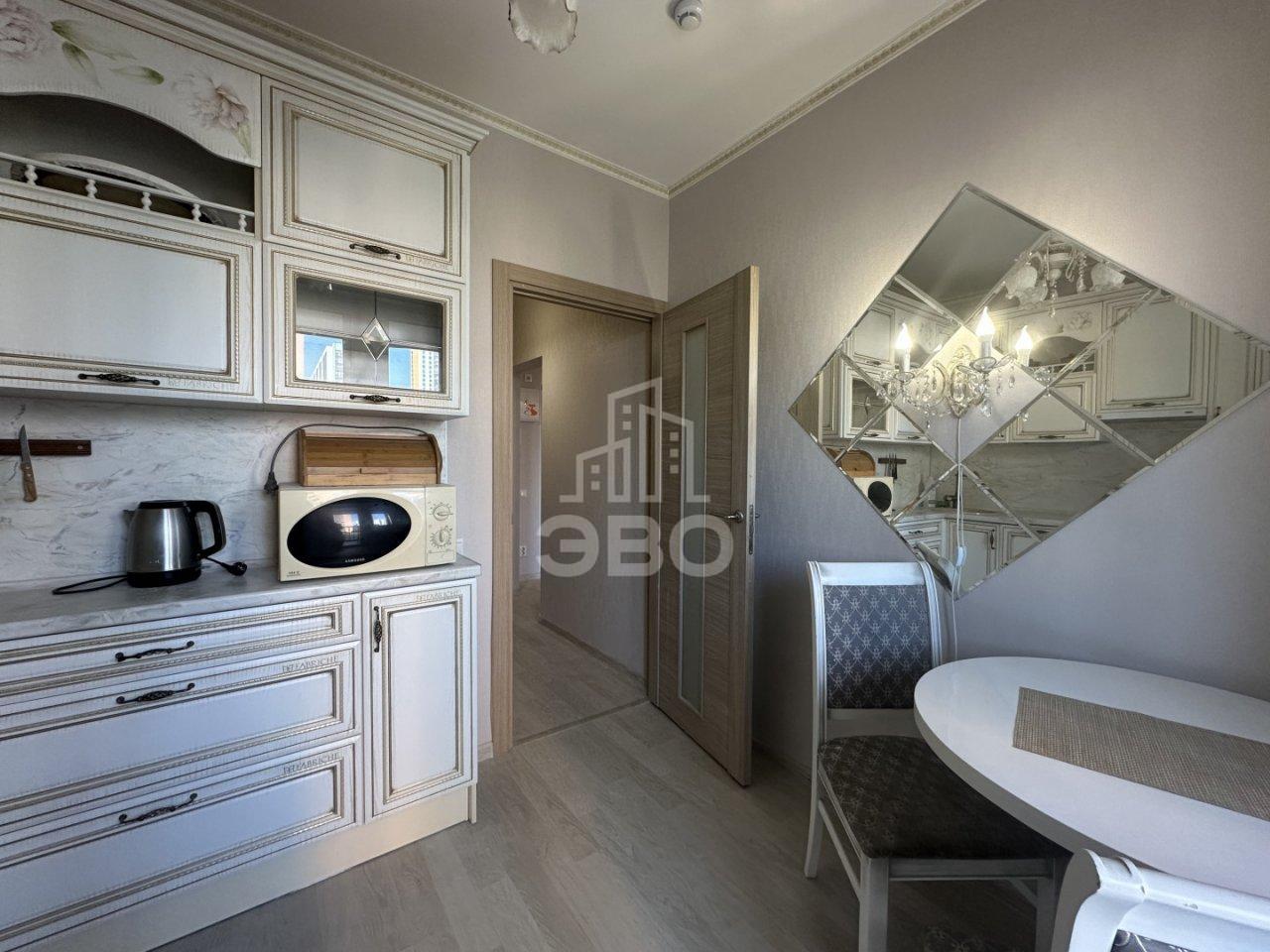 однокомнатная квартира в Санкт-Петербурге по адресу: Лидии Зверевой ул., 3, к 1, строение 1