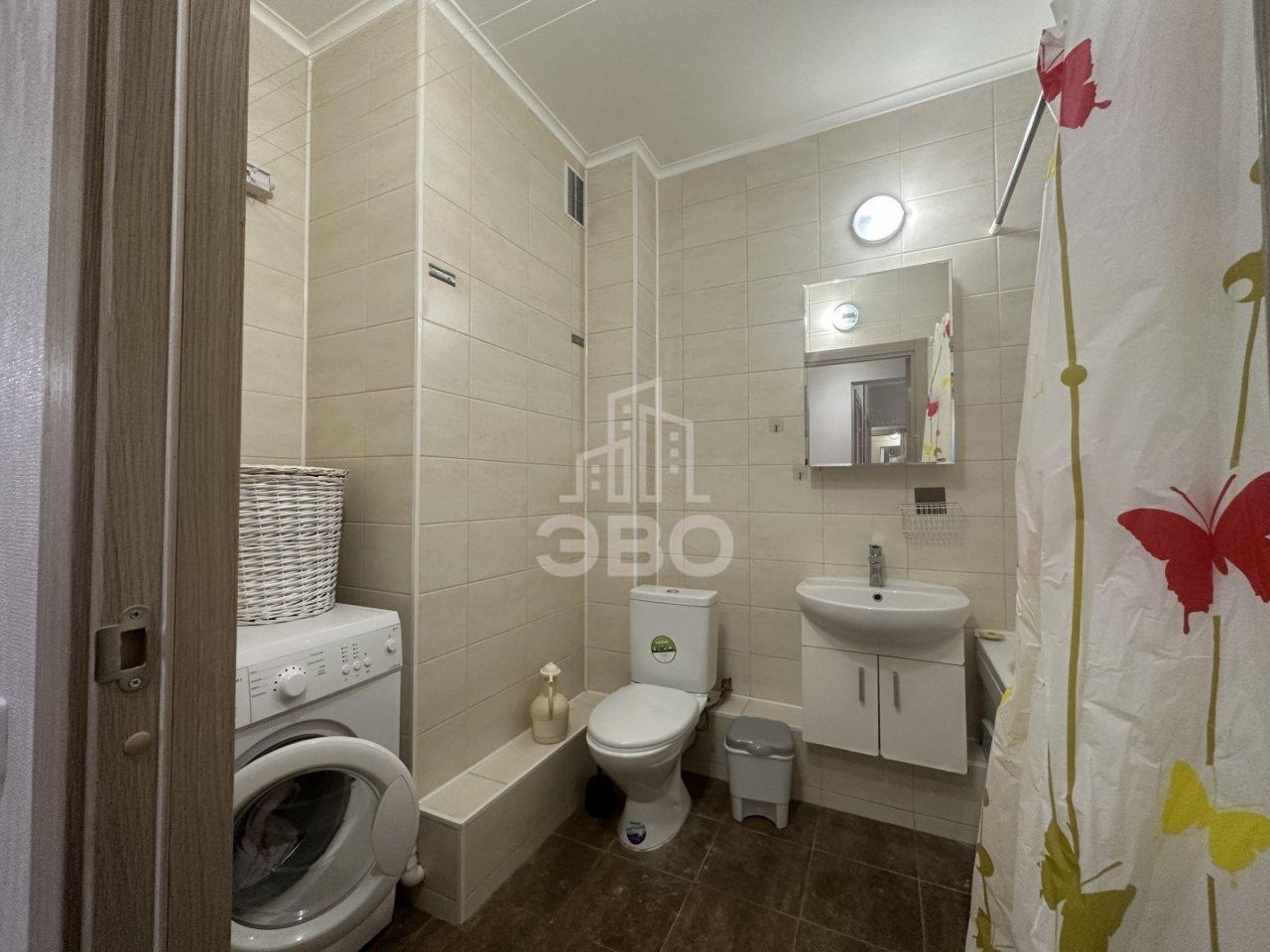 однокомнатная квартира в Санкт-Петербурге по адресу: Лидии Зверевой ул., 3, к 1, строение 1