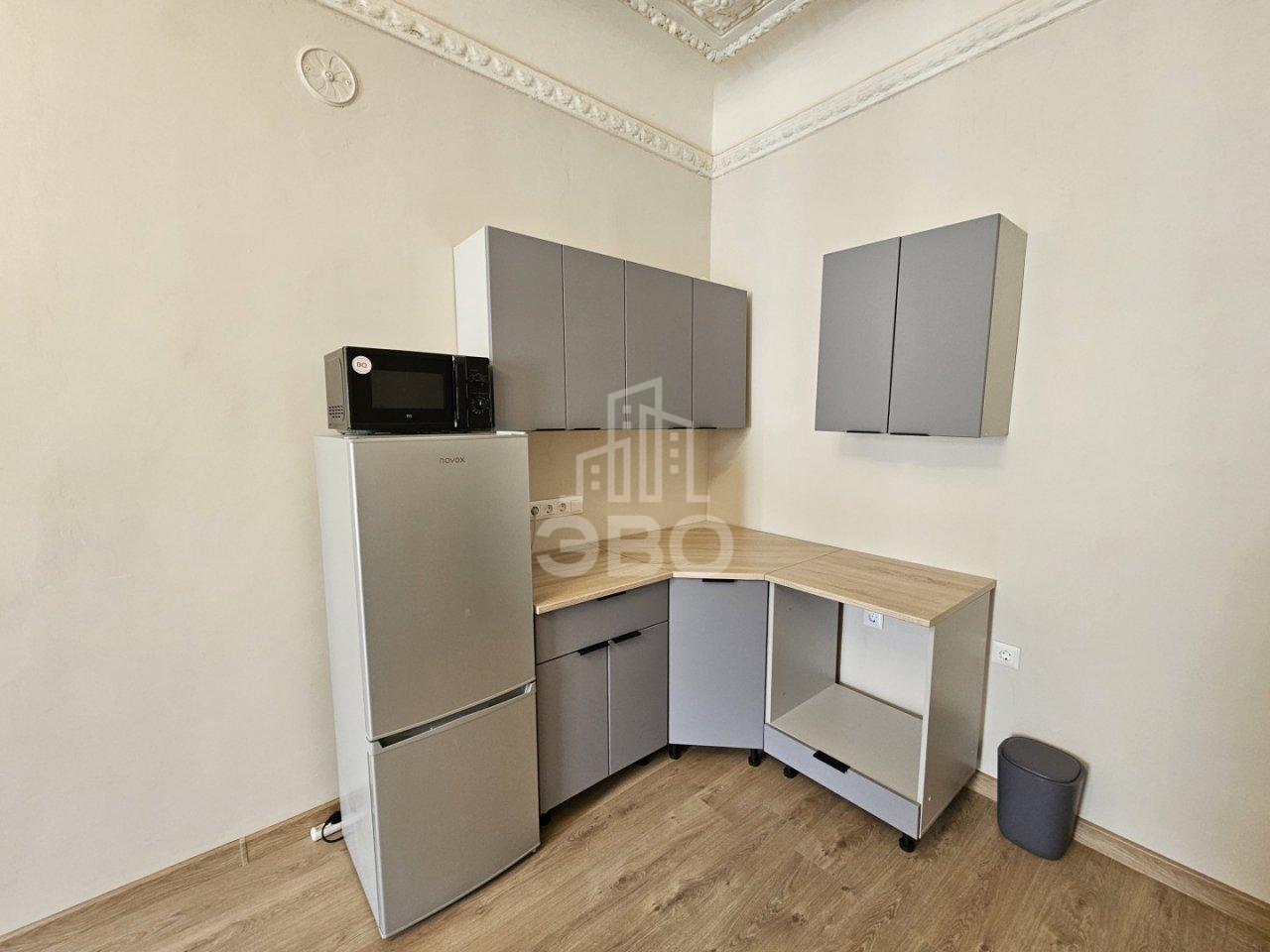 комната в Санкт-Петербурге по адресу: Херсонская ул., 19