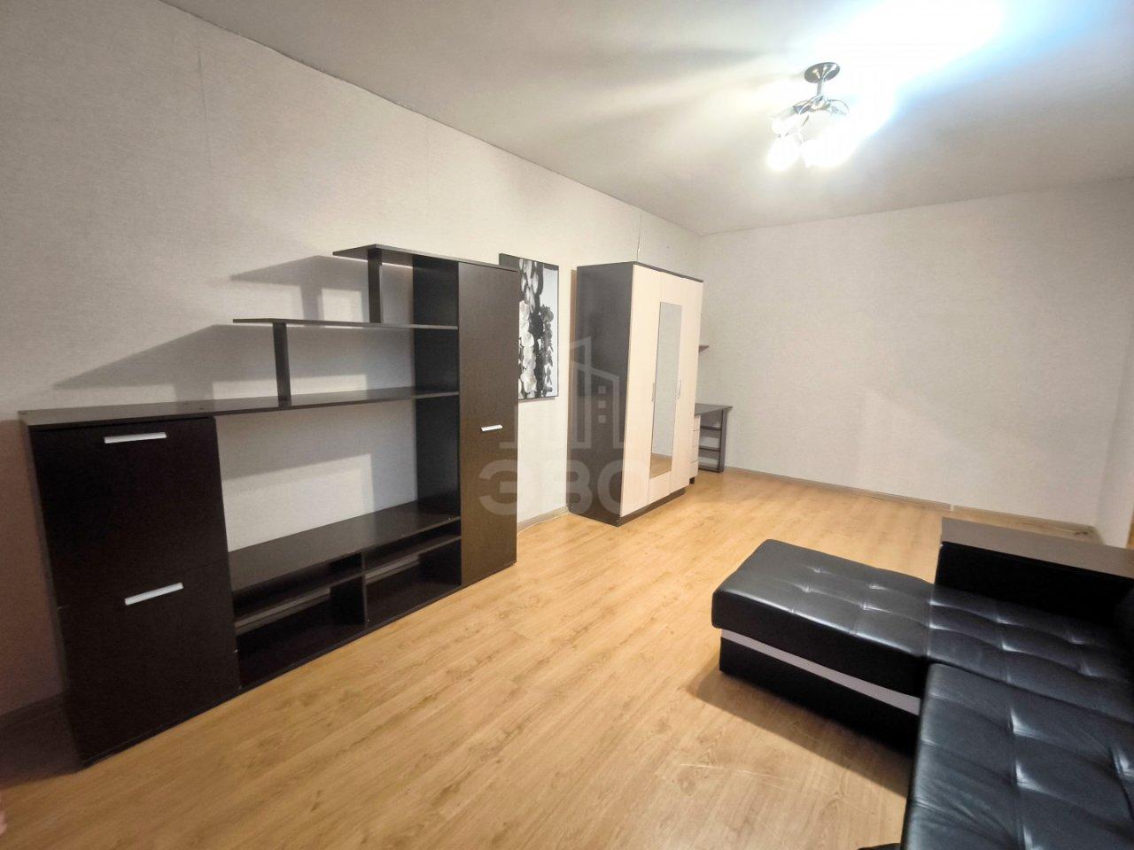 однокомнатная квартира в Санкт-Петербурге по адресу: Ударников проспект, 56, к 1