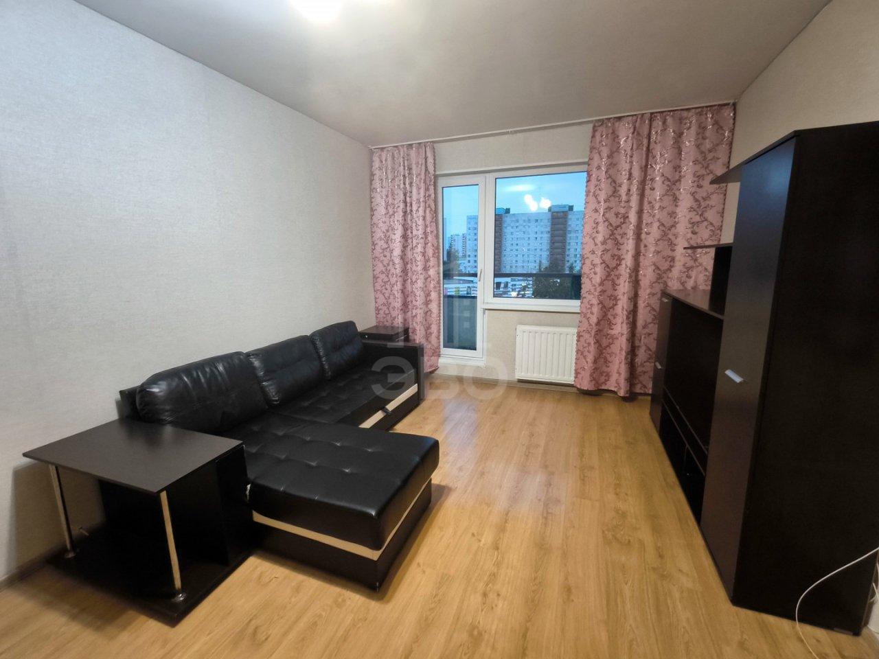 однокомнатная квартира в Санкт-Петербурге по адресу: Ударников проспект, 56, к 1