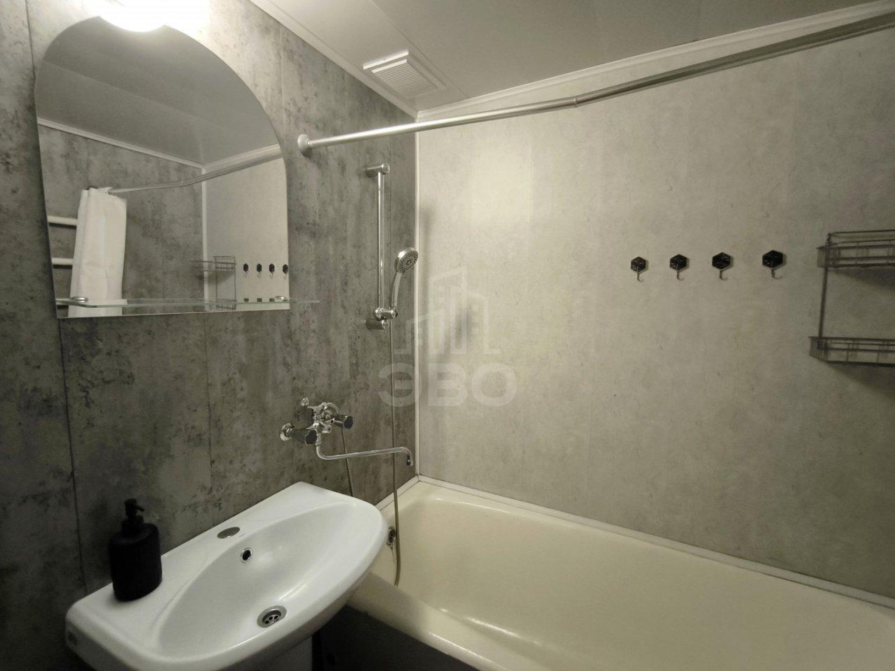 однокомнатная квартира в Санкт-Петербурге по адресу: Ударников проспект, 56, к 1