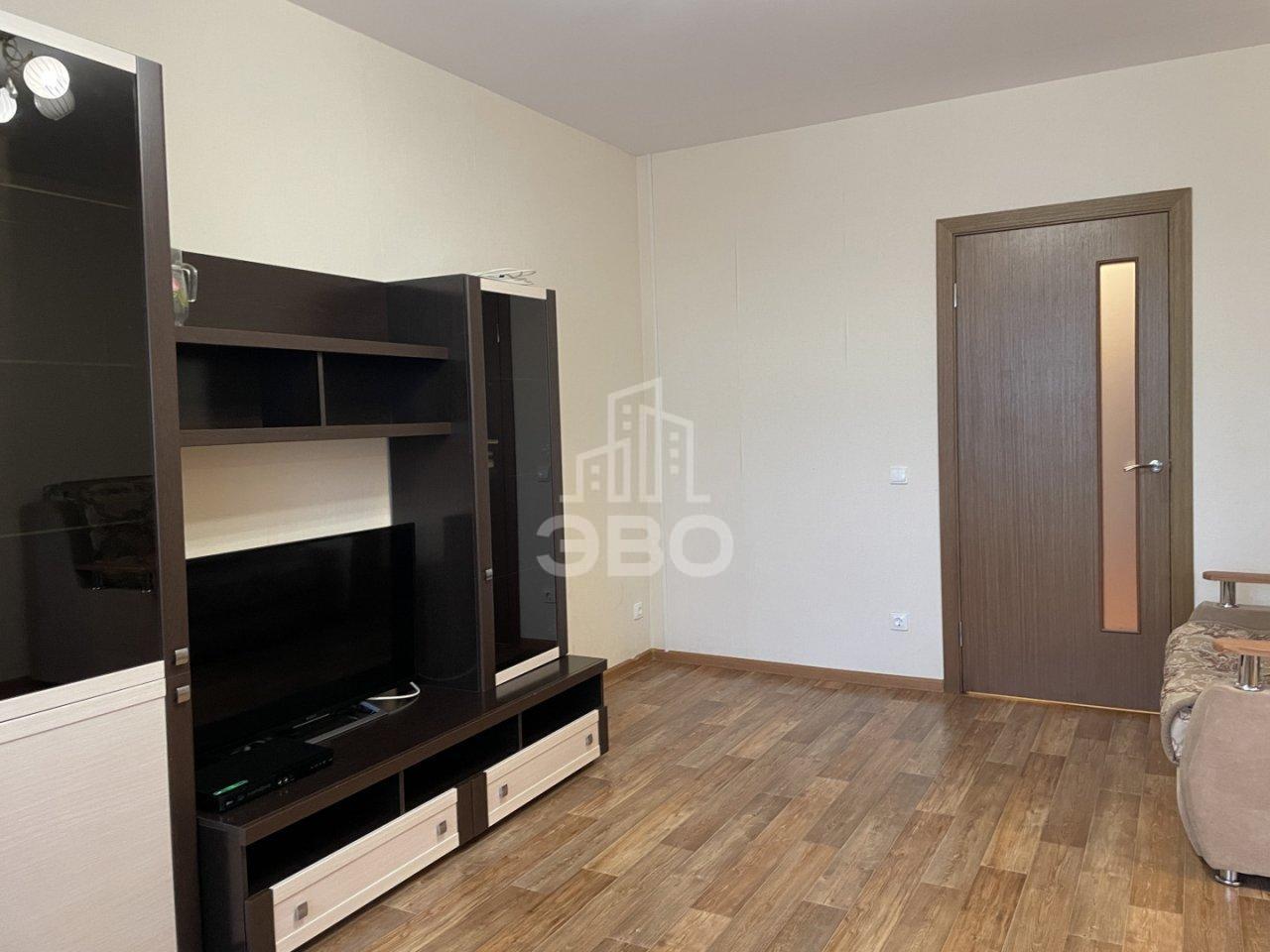 трехкомнатная квартира в Санкт-Петербурге по адресу: Дунайский проспект, 14, к 1, литера А