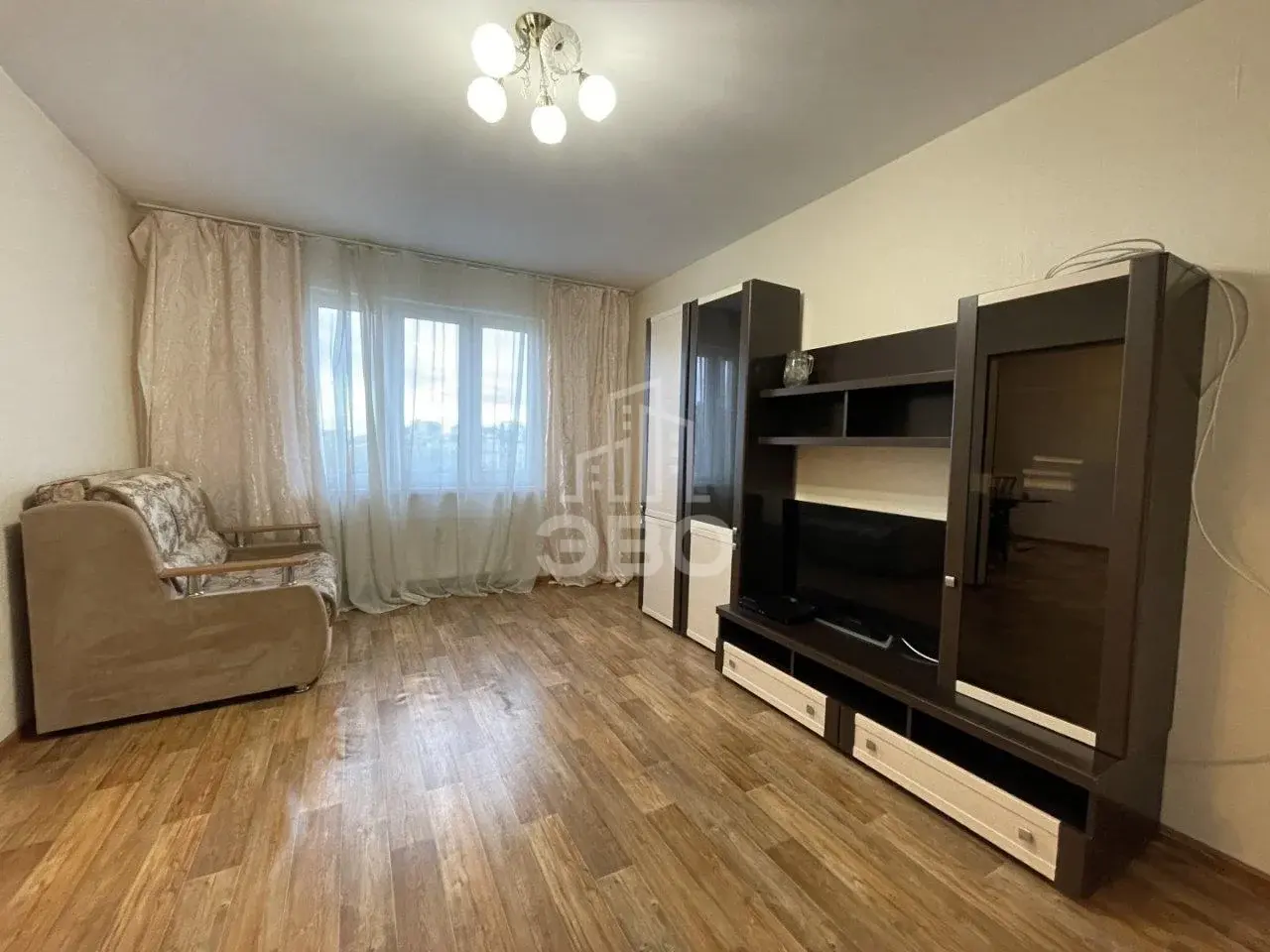 трехкомнатная квартира в Санкт-Петербурге по адресу: Дунайский проспект, 14, к 1, литера А