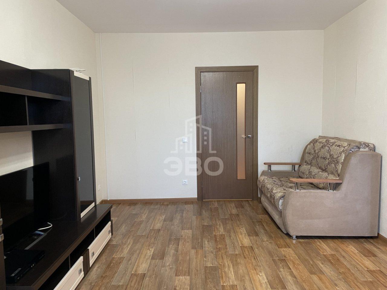 трехкомнатная квартира в Санкт-Петербурге по адресу: Дунайский проспект, 14, к 1, литера А