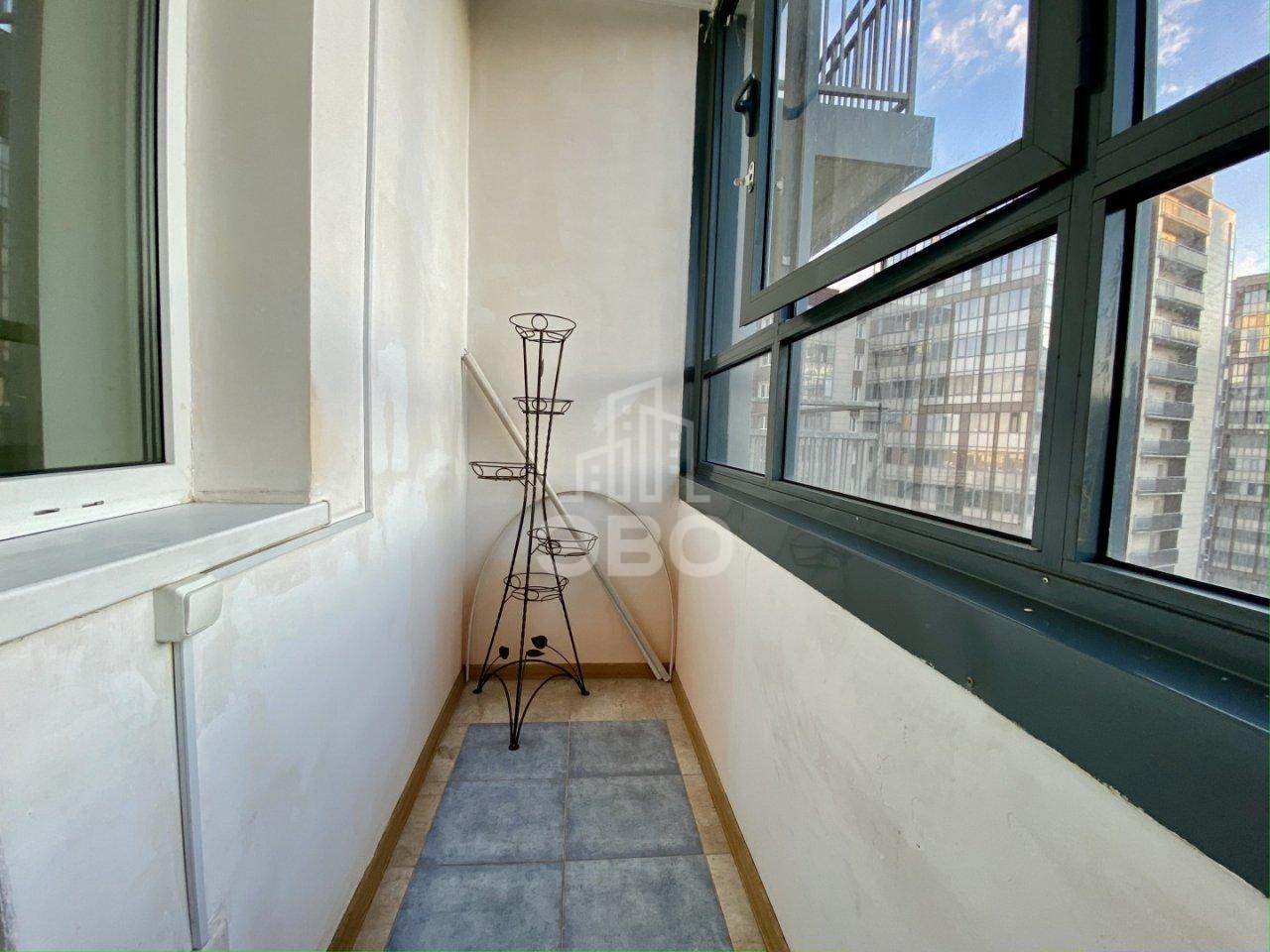 однокомнатная квартира в Санкт-Петербурге по адресу: Авиаторов Балтики проспект, 5, к 1