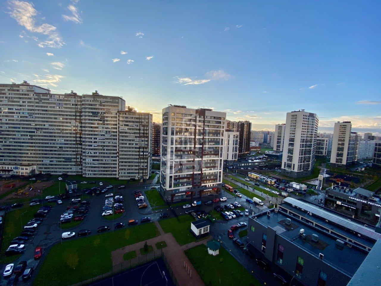 однокомнатная квартира в Санкт-Петербурге по адресу: Авиаторов Балтики проспект, 5, к 1