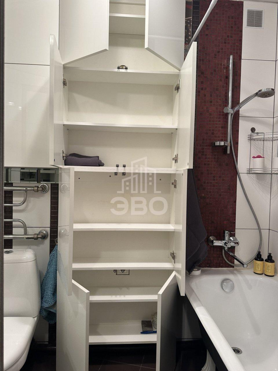 однокомнатная квартира в Санкт-Петербурге по адресу: Серебристый б-р., 15