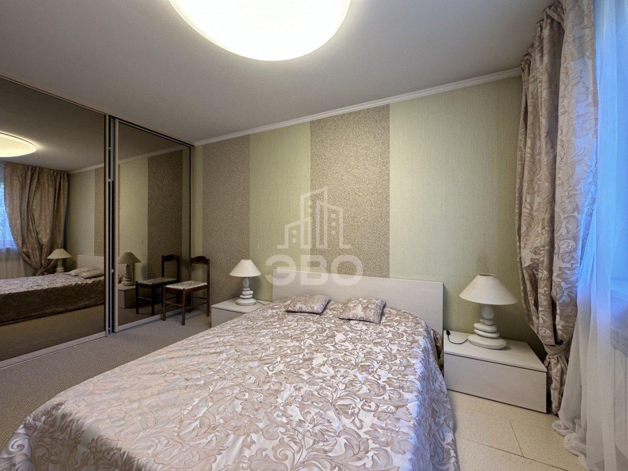 однокомнатная квартира в Санкт-Петербурге по адресу: Серебристый б-р., 15