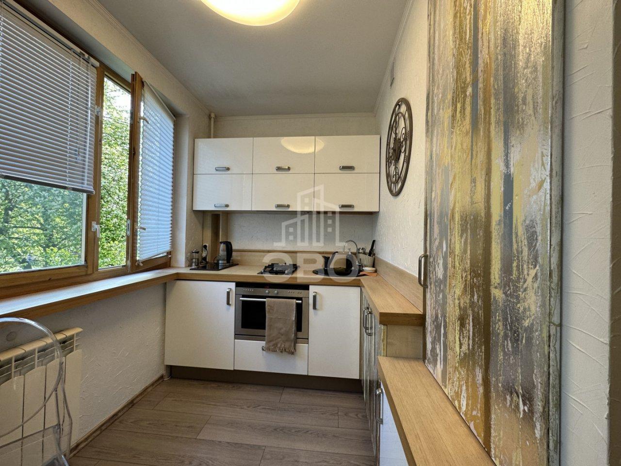 однокомнатная квартира в Санкт-Петербурге по адресу: Серебристый б-р., 15