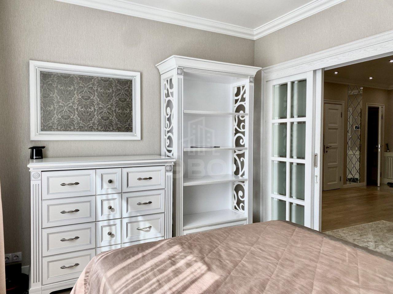 однокомнатная квартира в Санкт-Петербурге по адресу: Кременчугская ул., 13, к 1