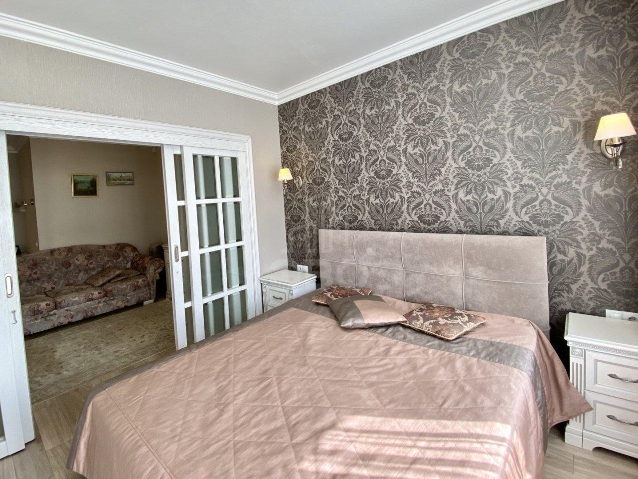 однокомнатная квартира в Санкт-Петербурге по адресу: Кременчугская ул., 13, к 1