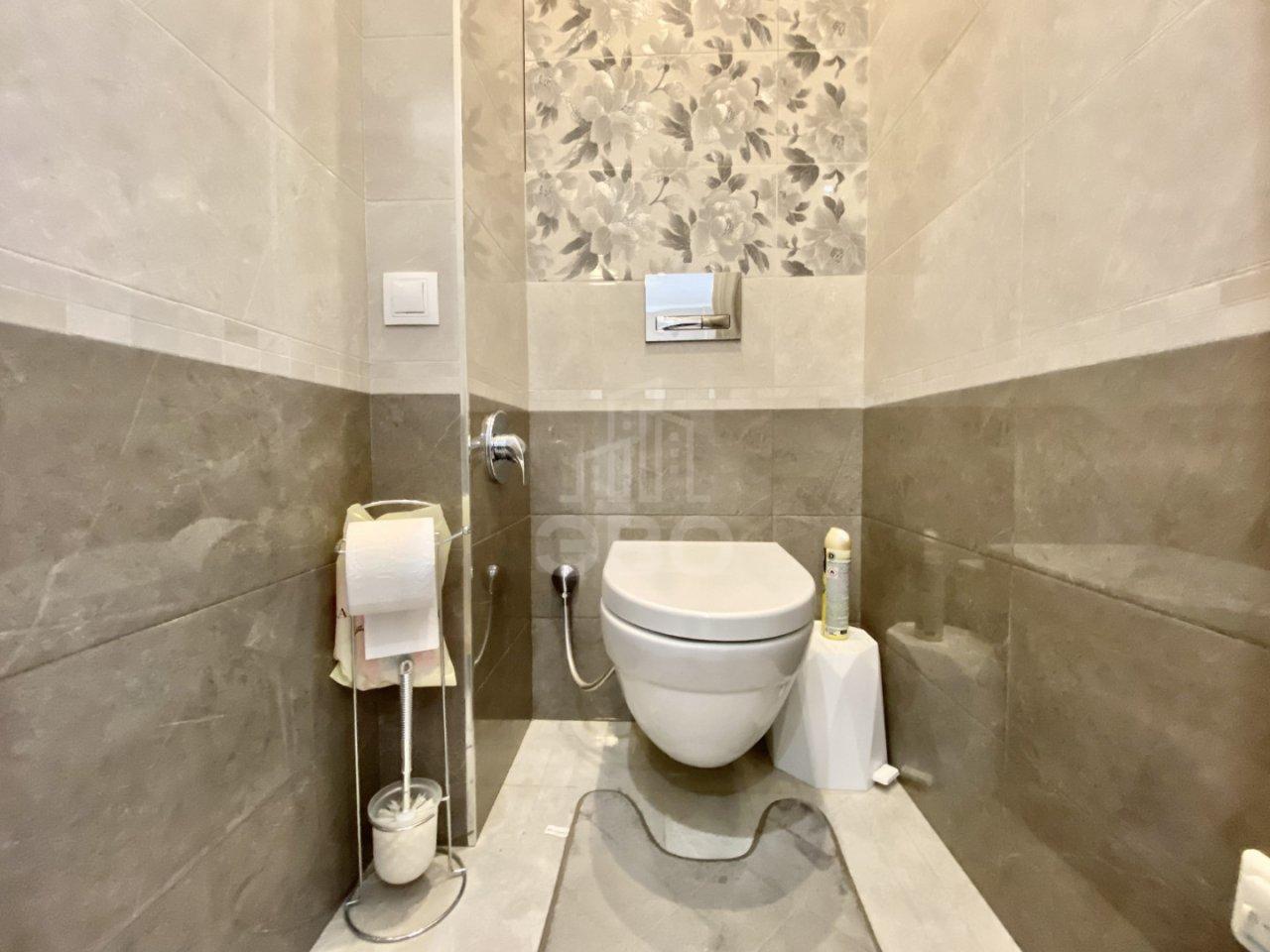 однокомнатная квартира в Санкт-Петербурге по адресу: Кременчугская ул., 13, к 1