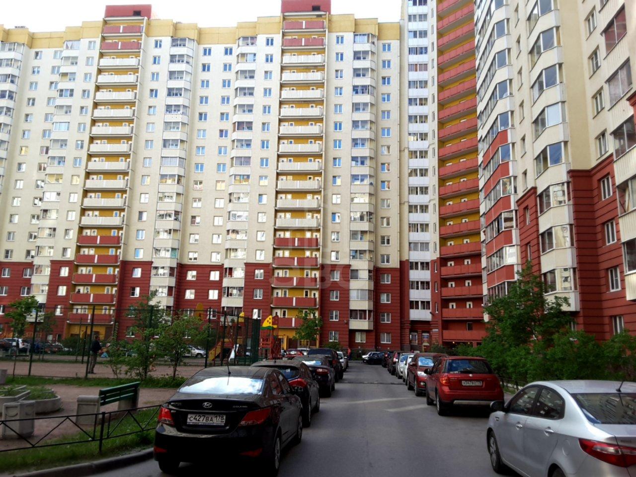 однокомнатная квартира в Санкт-Петербурге по адресу: Парашютная ул., 35