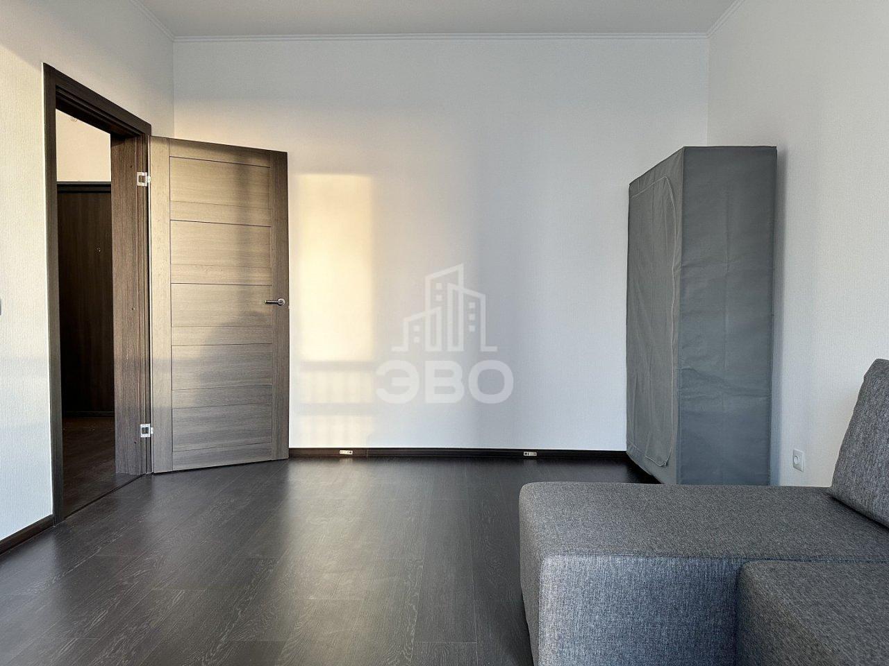 однокомнатная квартира в Санкт-Петербурге по адресу: Авиаконструкторов проспект, 67, к 1