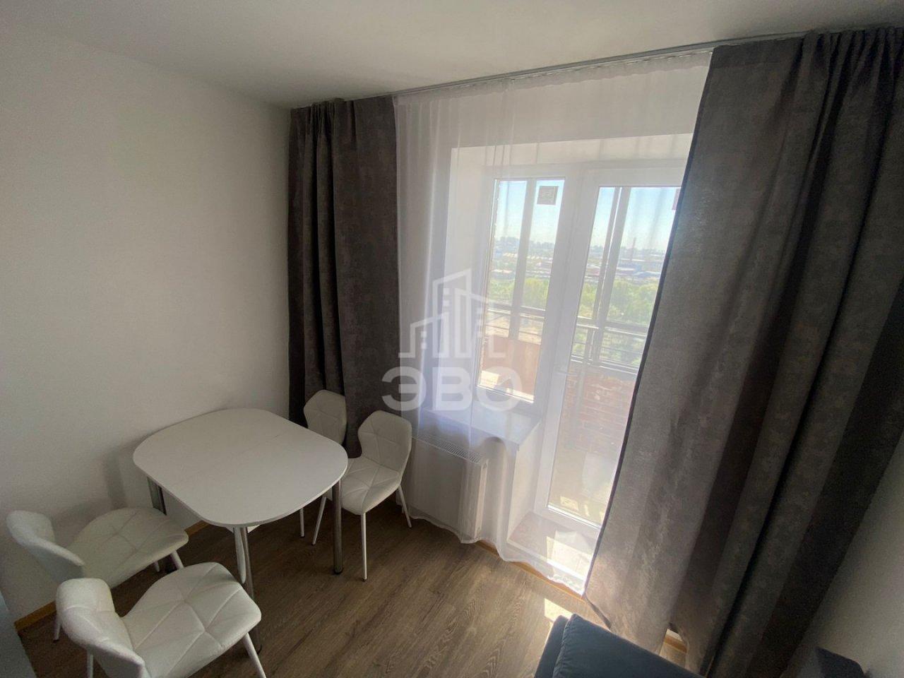 однокомнатная квартира в Санкт-Петербурге по адресу: Уездный проспект, 11