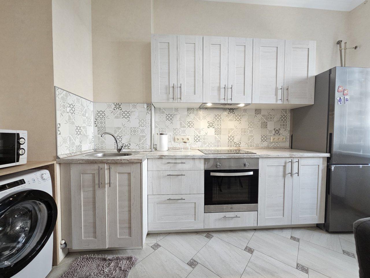 однокомнатная квартира в Санкт-Петербурге по адресу: Оптиков ул., 37