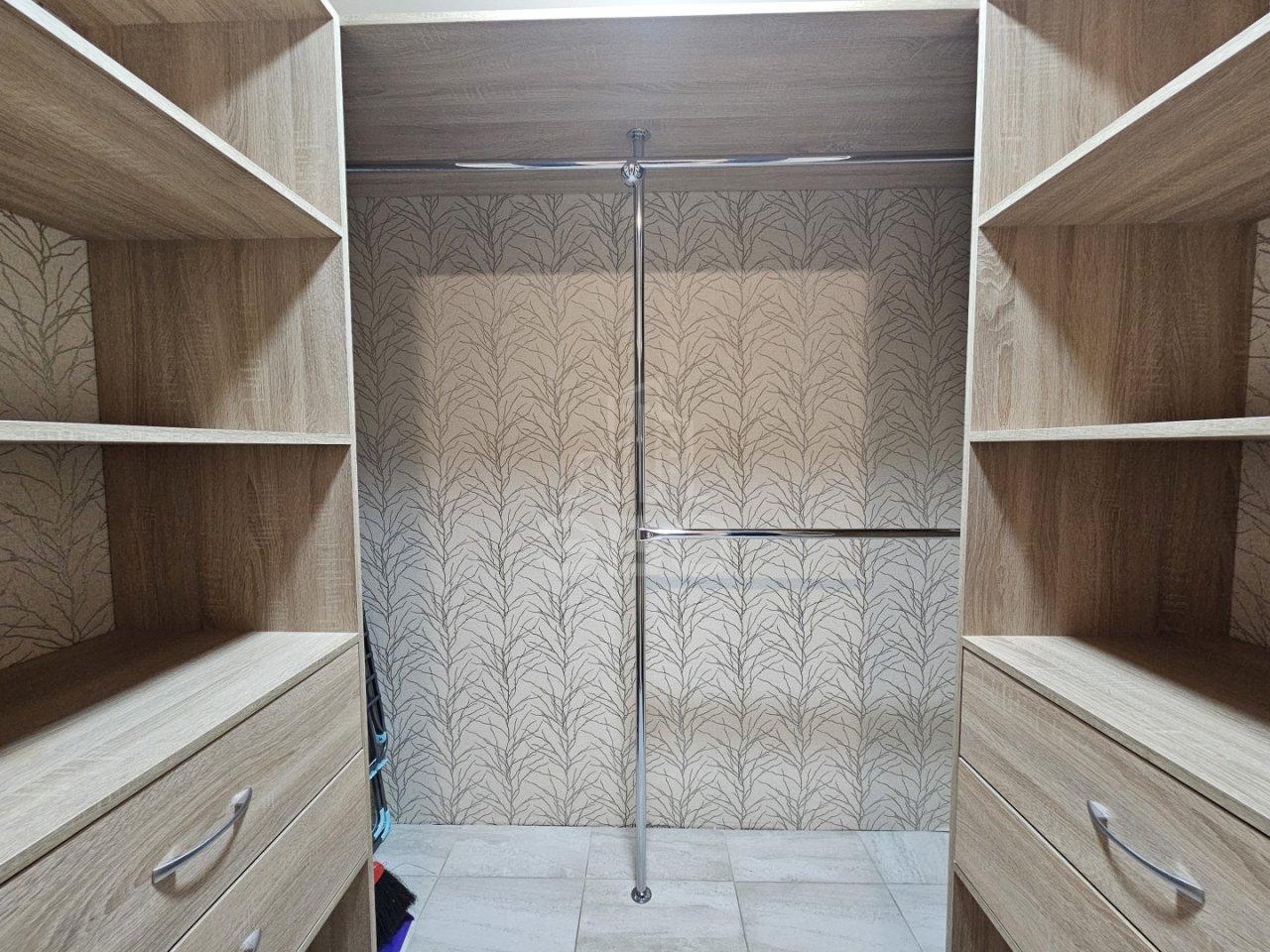 однокомнатная квартира в Санкт-Петербурге по адресу: Оптиков ул., 37