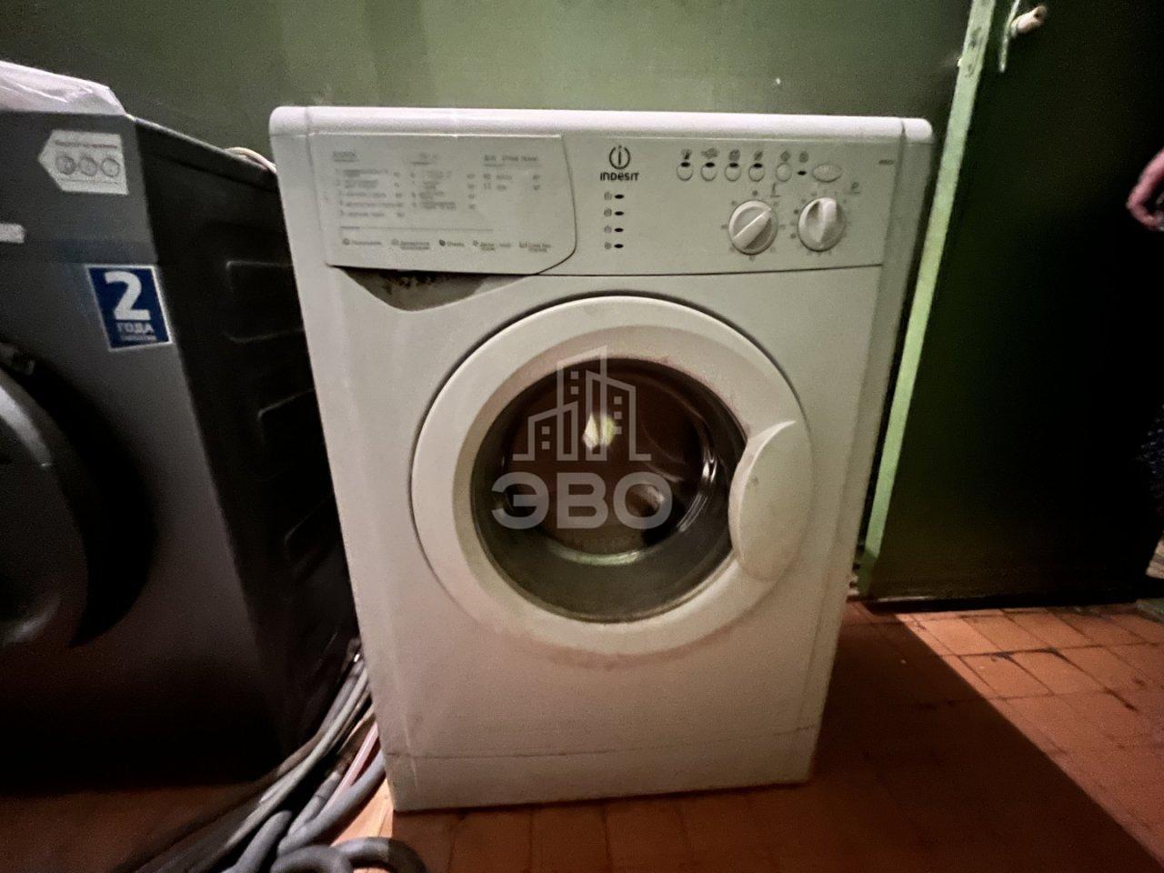 комната в Санкт-Петербурге по адресу: Стойкости ул., 38, к 1