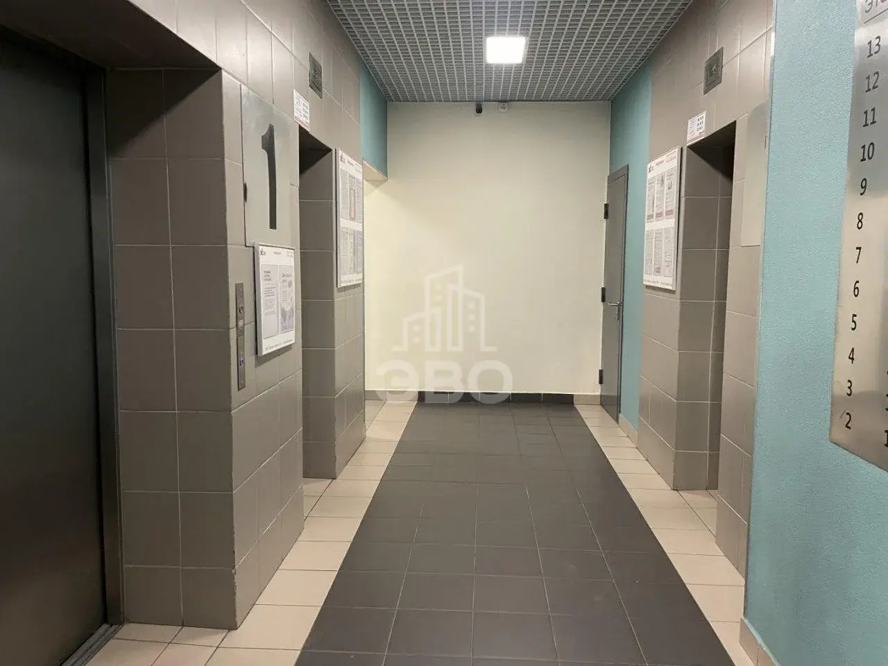 двухкомнатная квартира в Санкт-Петербурге по адресу: Дыбенко ул., 4, к 1