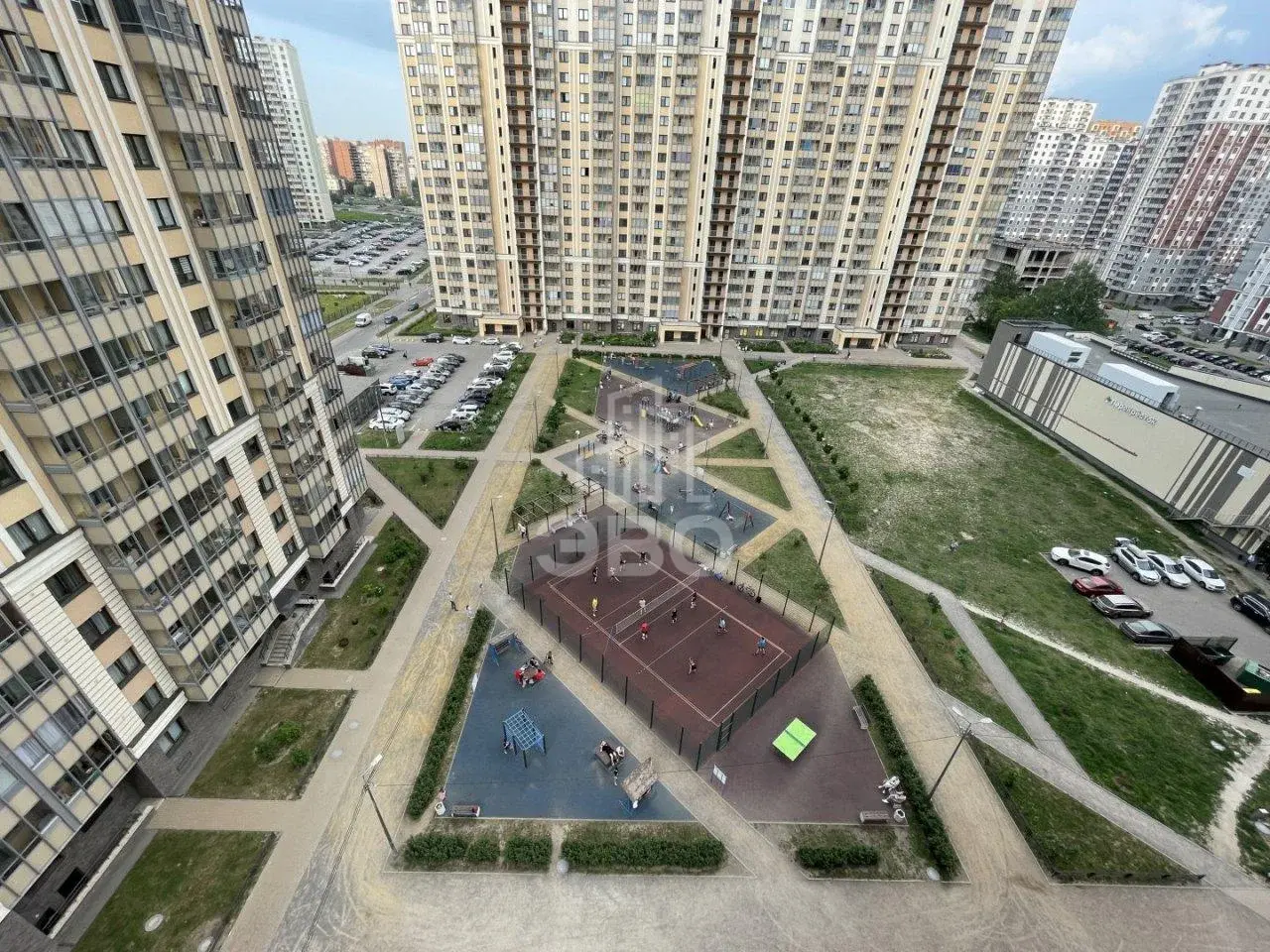двухкомнатная квартира в Санкт-Петербурге по адресу: Дыбенко ул., 4, к 1