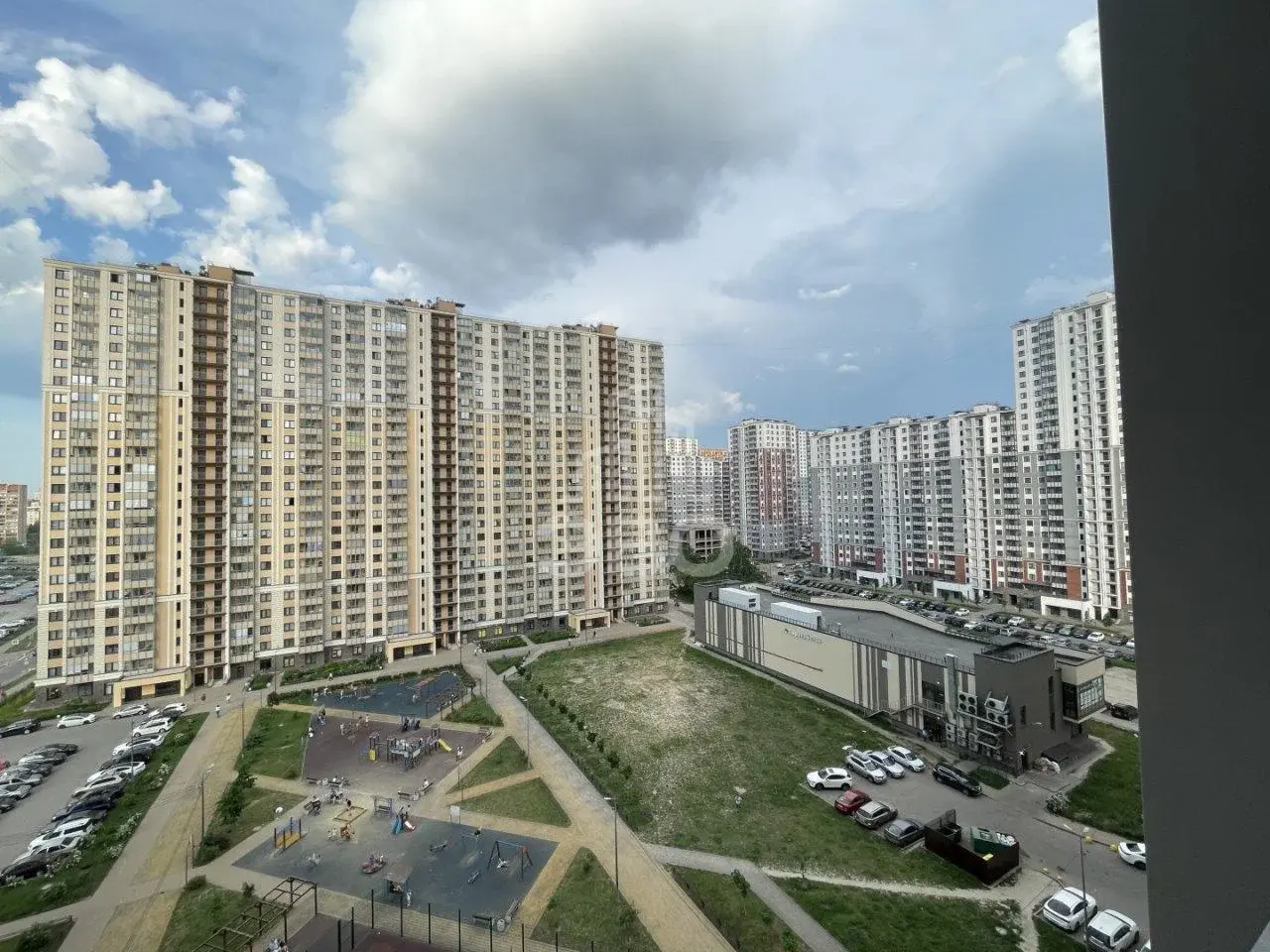 двухкомнатная квартира в Санкт-Петербурге по адресу: Дыбенко ул., 4, к 1
