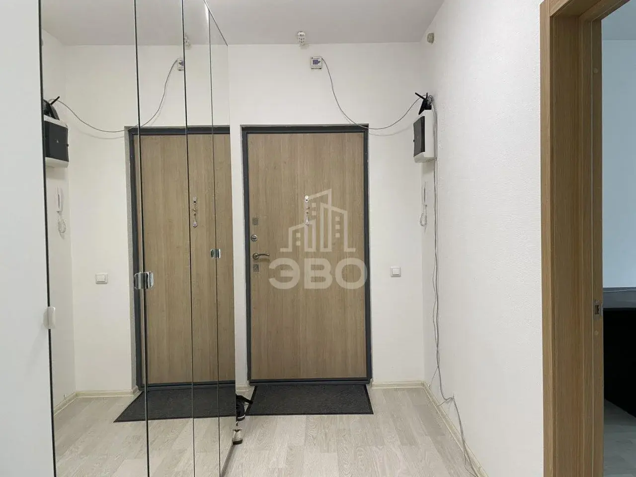 двухкомнатная квартира в Санкт-Петербурге по адресу: Дыбенко ул., 4, к 1