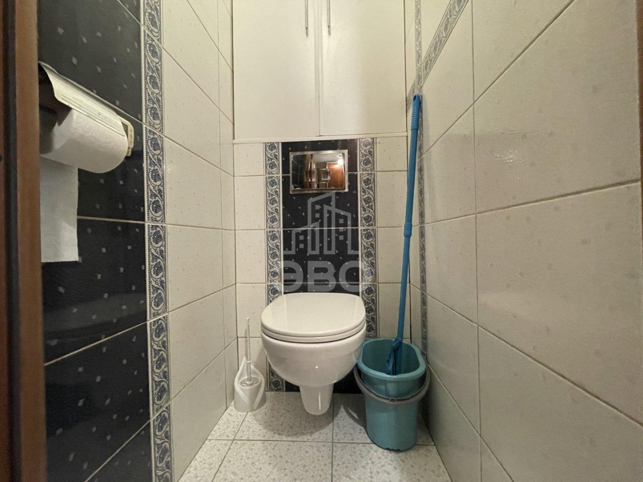 трехкомнатная квартира в Санкт-Петербурге по адресу: Ярослава Гашека ул., 2