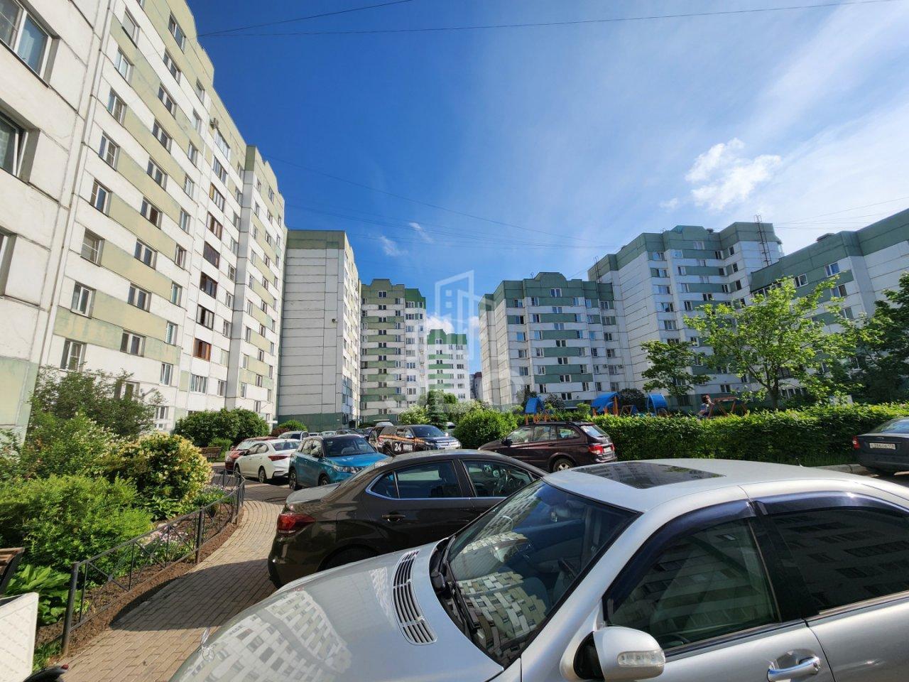 двухкомнатная квартира в Санкт-Петербурге по адресу: Генерала Симоняка ул., 4, к 5