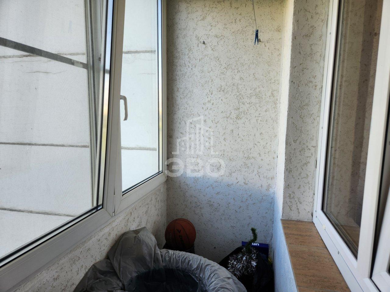 двухкомнатная квартира в Санкт-Петербурге по адресу: Генерала Симоняка ул., 4, к 5