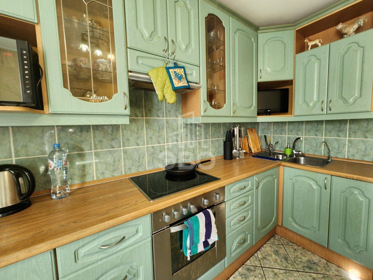 двухкомнатная квартира в Санкт-Петербурге по адресу: Генерала Симоняка ул., 4, к 5