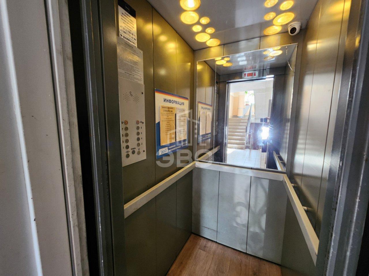 двухкомнатная квартира в Санкт-Петербурге по адресу: Генерала Симоняка ул., 4, к 5