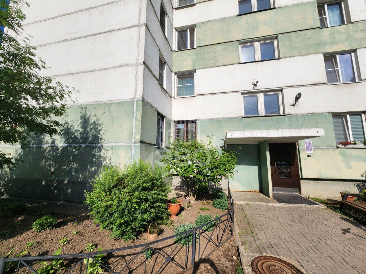 двухкомнатная квартира в Санкт-Петербурге по адресу: Генерала Симоняка ул., 4, к 5