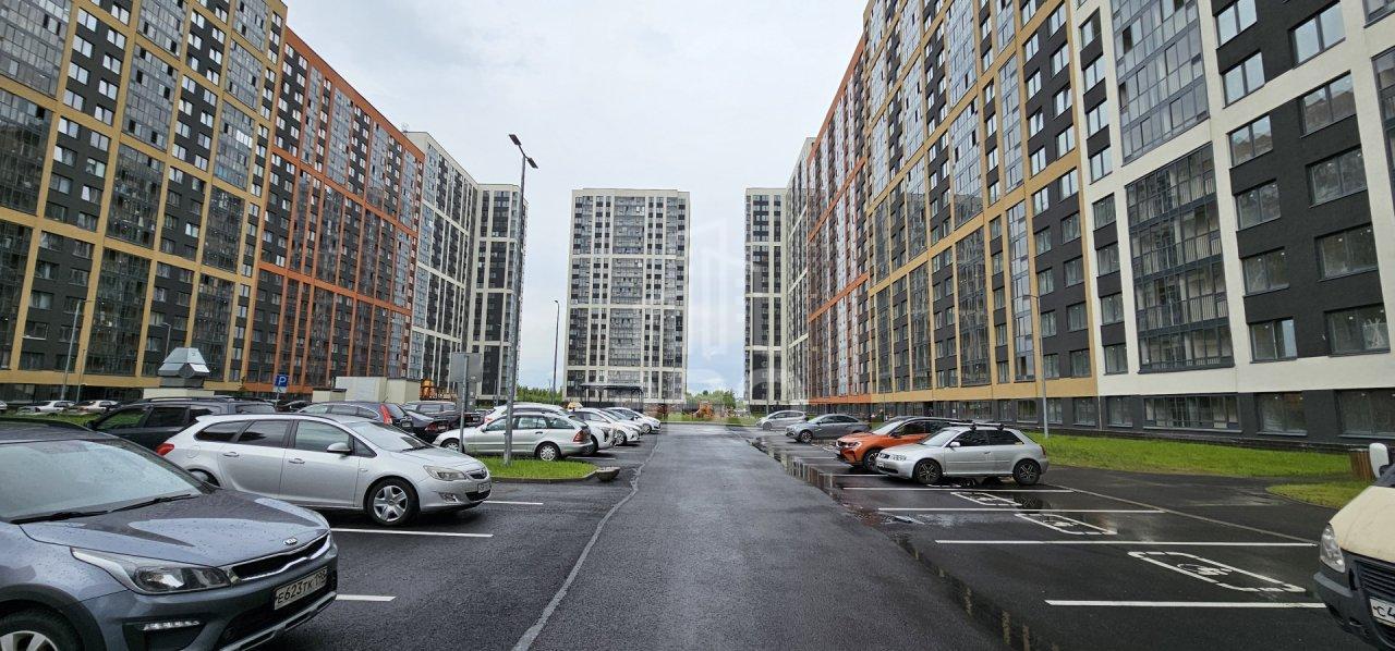 двухкомнатная квартира в Санкт-Петербурге по адресу: Тихая ул., 5, к 3