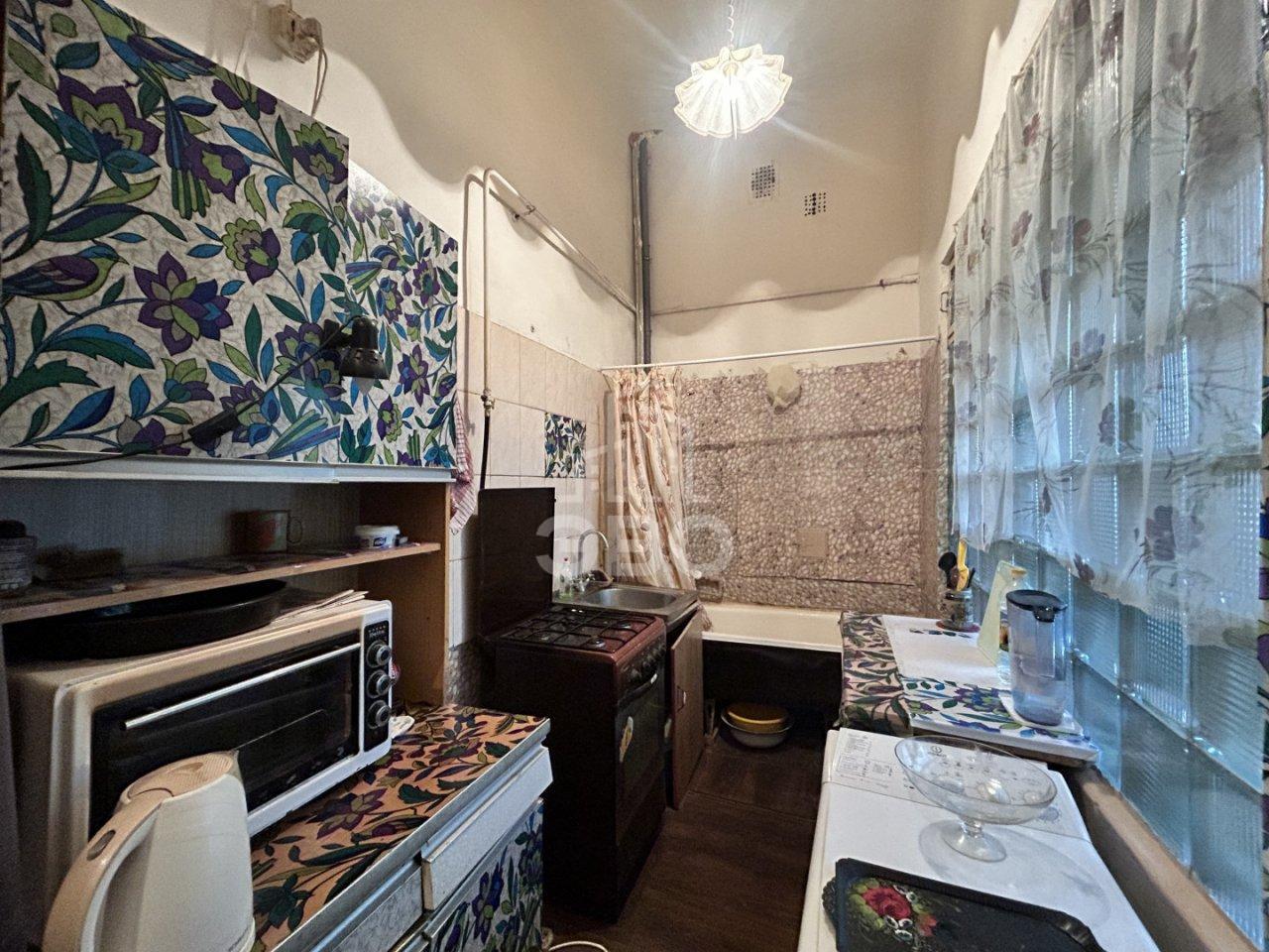 комната в Санкт-Петербурге по адресу: Пилотов ул., 18, к 4, литера 4