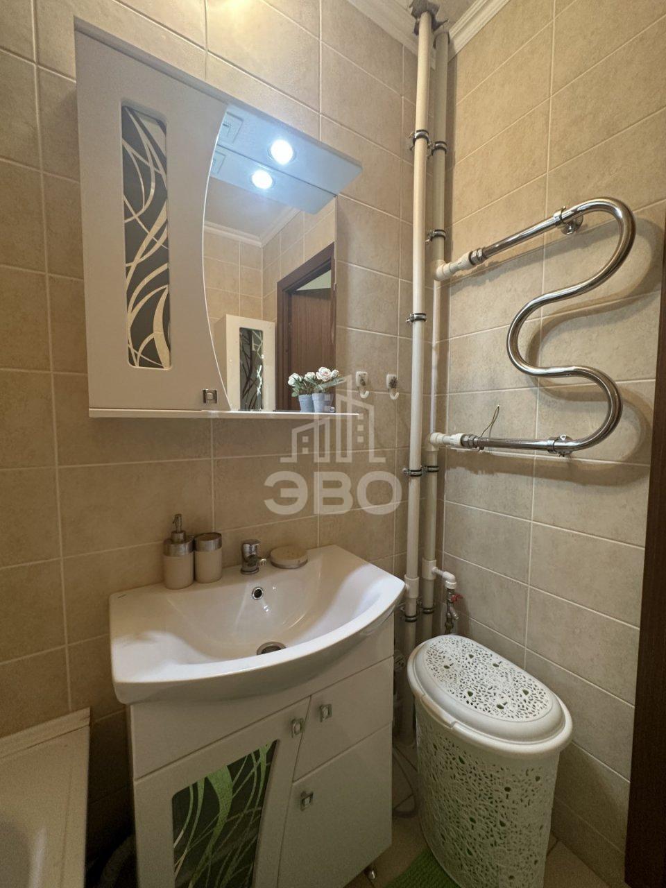 трехкомнатная квартира в Санкт-Петербурге по адресу: Маршака проспект, 2, к 1, литера А