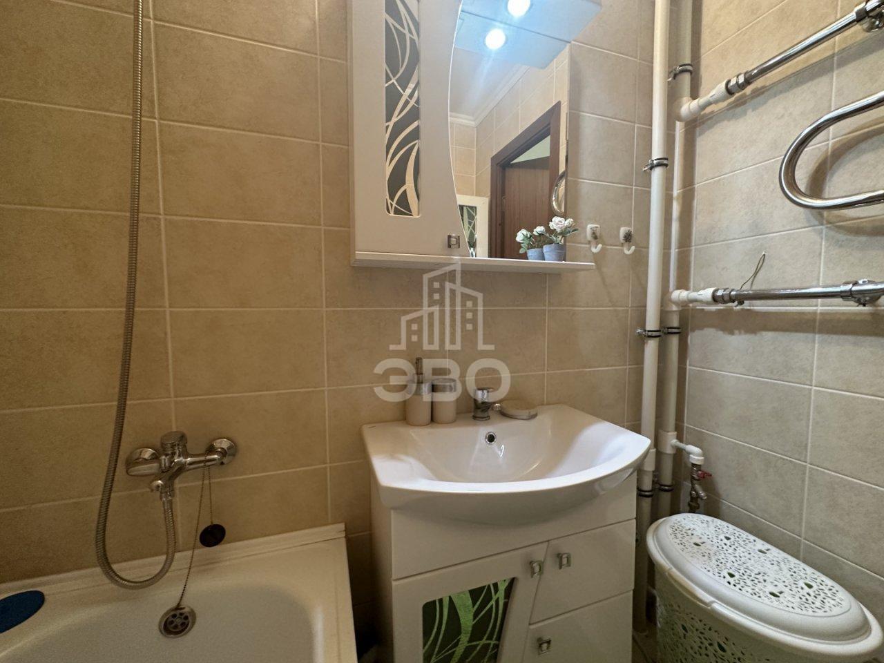 трехкомнатная квартира в Санкт-Петербурге по адресу: Маршака проспект, 2, к 1, литера А