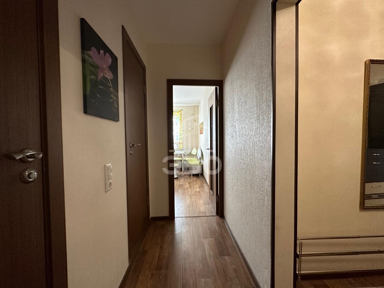 трехкомнатная квартира в Санкт-Петербурге по адресу: Маршака проспект, 2, к 1, литера А