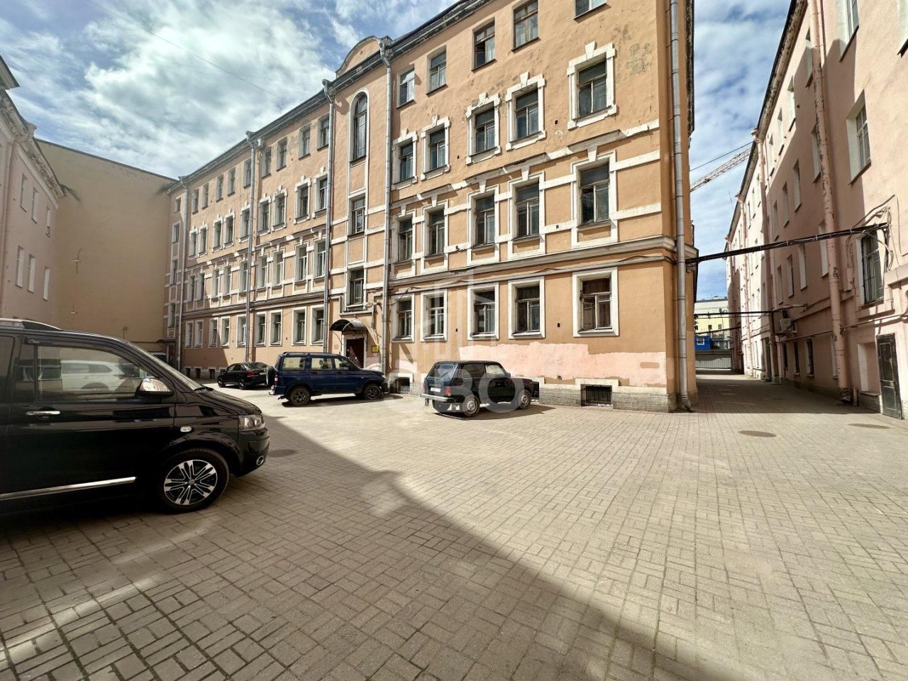 двухкомнатная квартира в Санкт-Петербурге по адресу: Синопская наб., 32/35