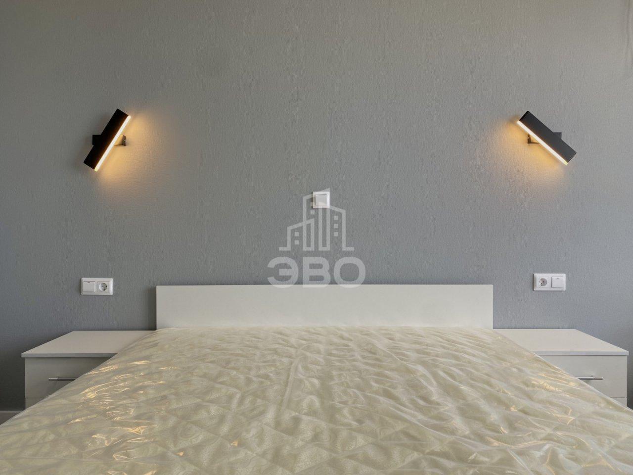 трехкомнатная квартира в Санкт-Петербурге по адресу: Миклухо Маклая наб., 1, к 1