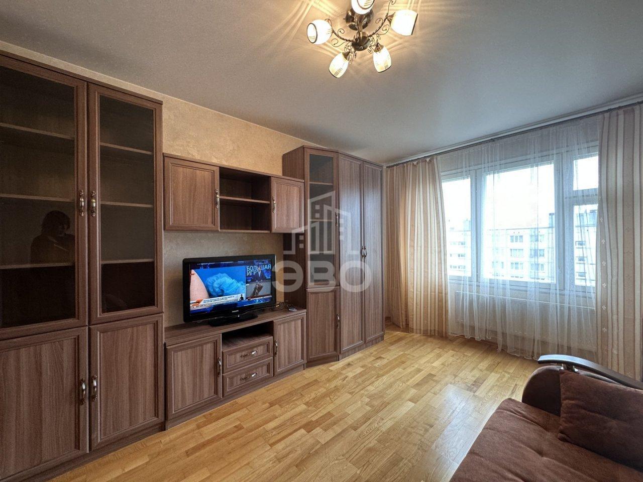 однокомнатная квартира в Санкт-Петербурге по адресу: Подвойского ул., 24, к 3