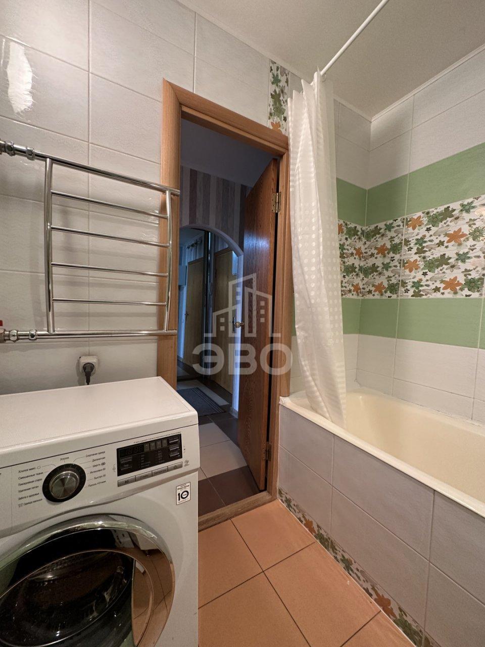 однокомнатная квартира в Санкт-Петербурге по адресу: Подвойского ул., 24, к 3