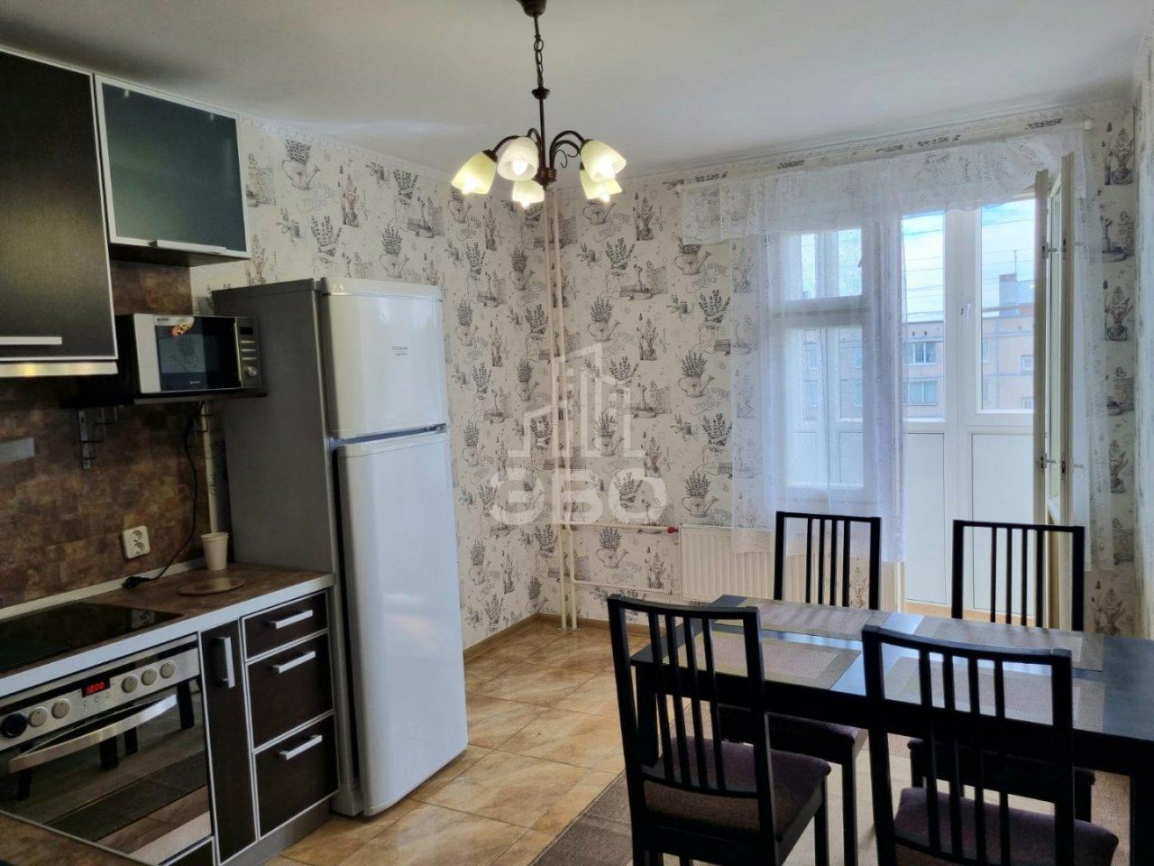 однокомнатная квартира в Санкт-Петербурге по адресу: Подвойского ул., 24, к 3